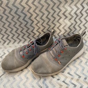 UnderArmour tennis shoes